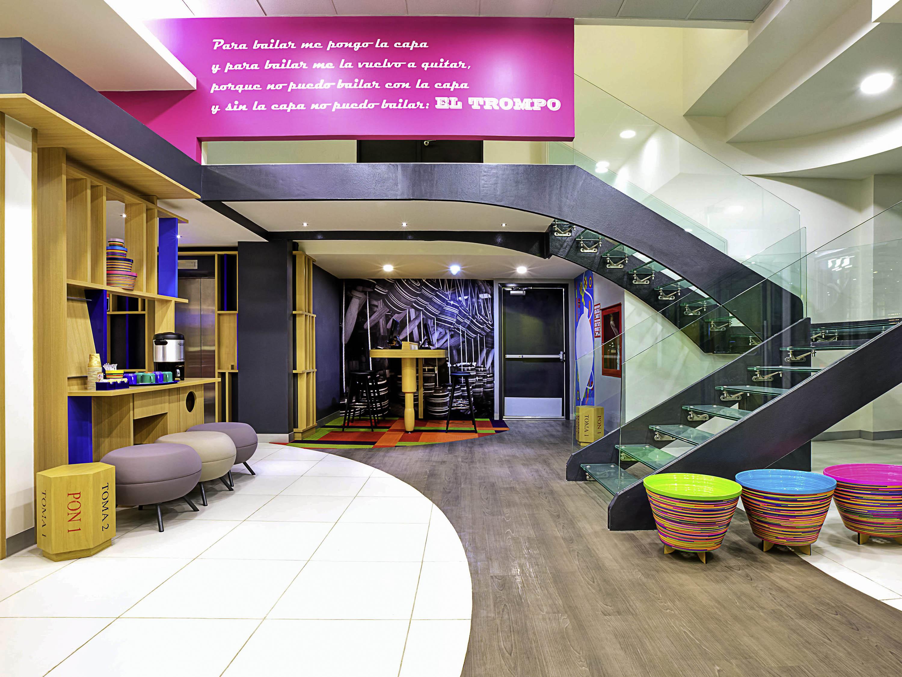 Отель Ibis Styles Mexico Reforma Экстерьер фото