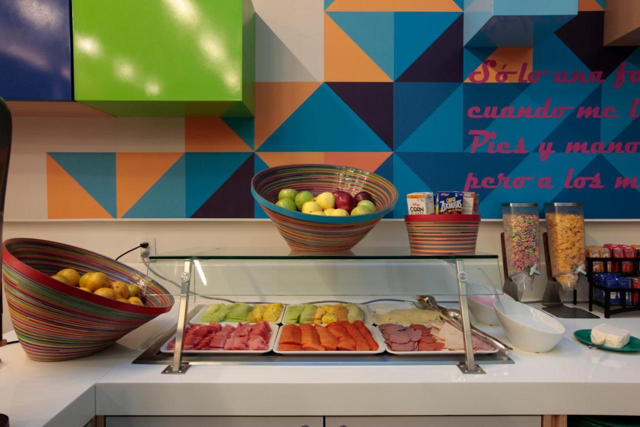 Отель Ibis Styles Mexico Reforma Экстерьер фото