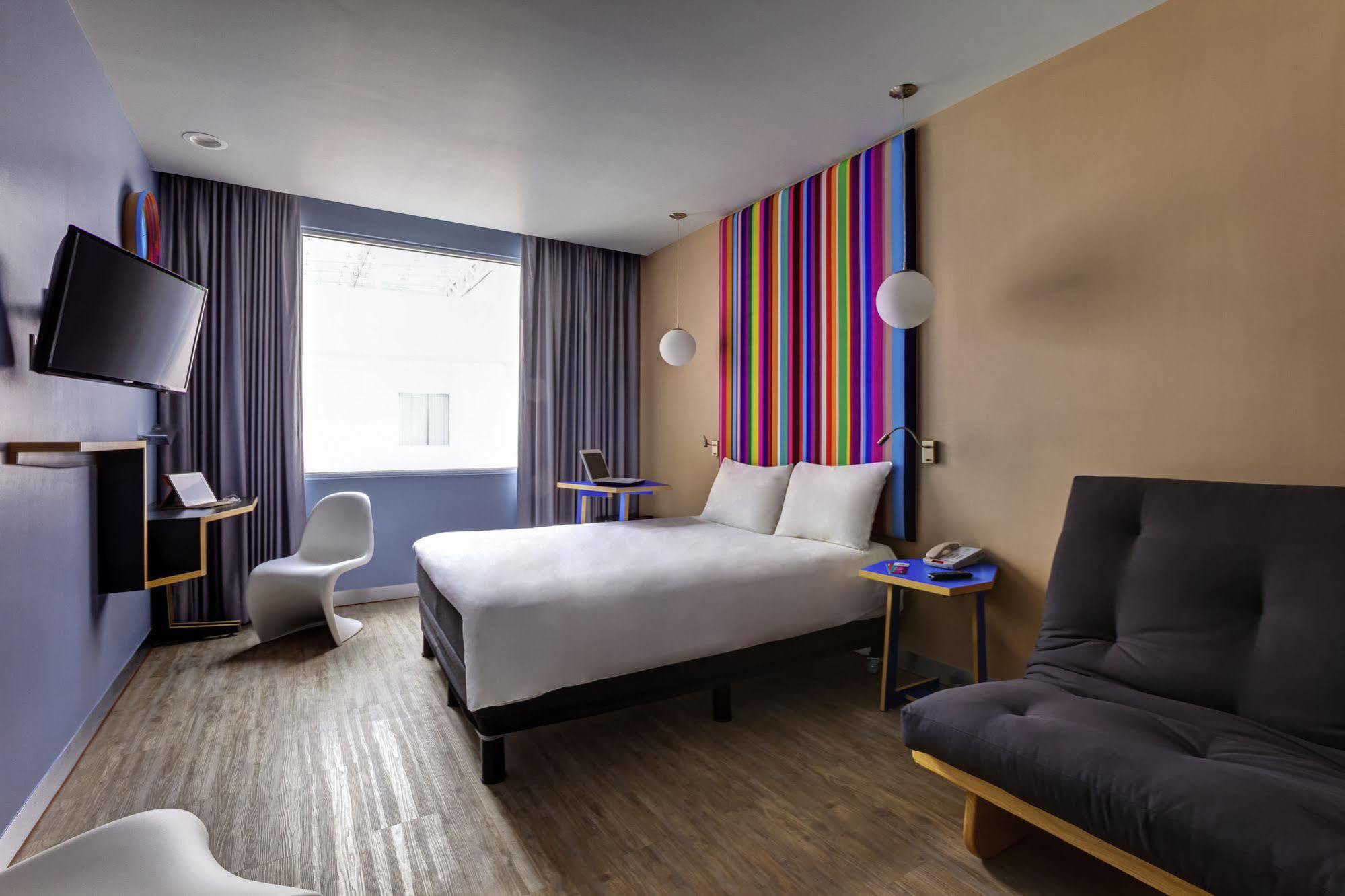 Отель Ibis Styles Mexico Reforma Экстерьер фото